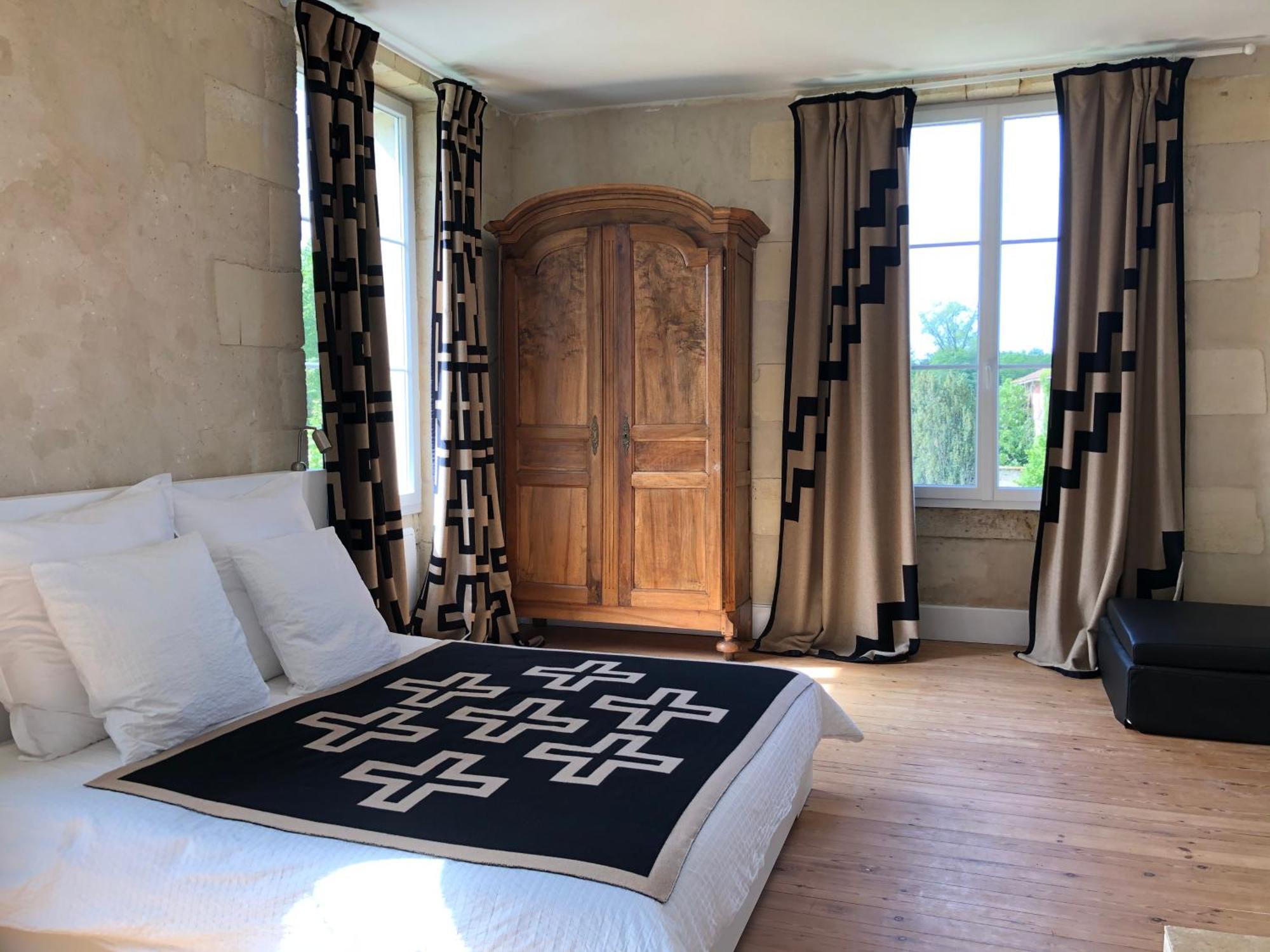 Chateau Bernon Maison D Hotes - Piscine Et Spa Queyrac Exteriér fotografie