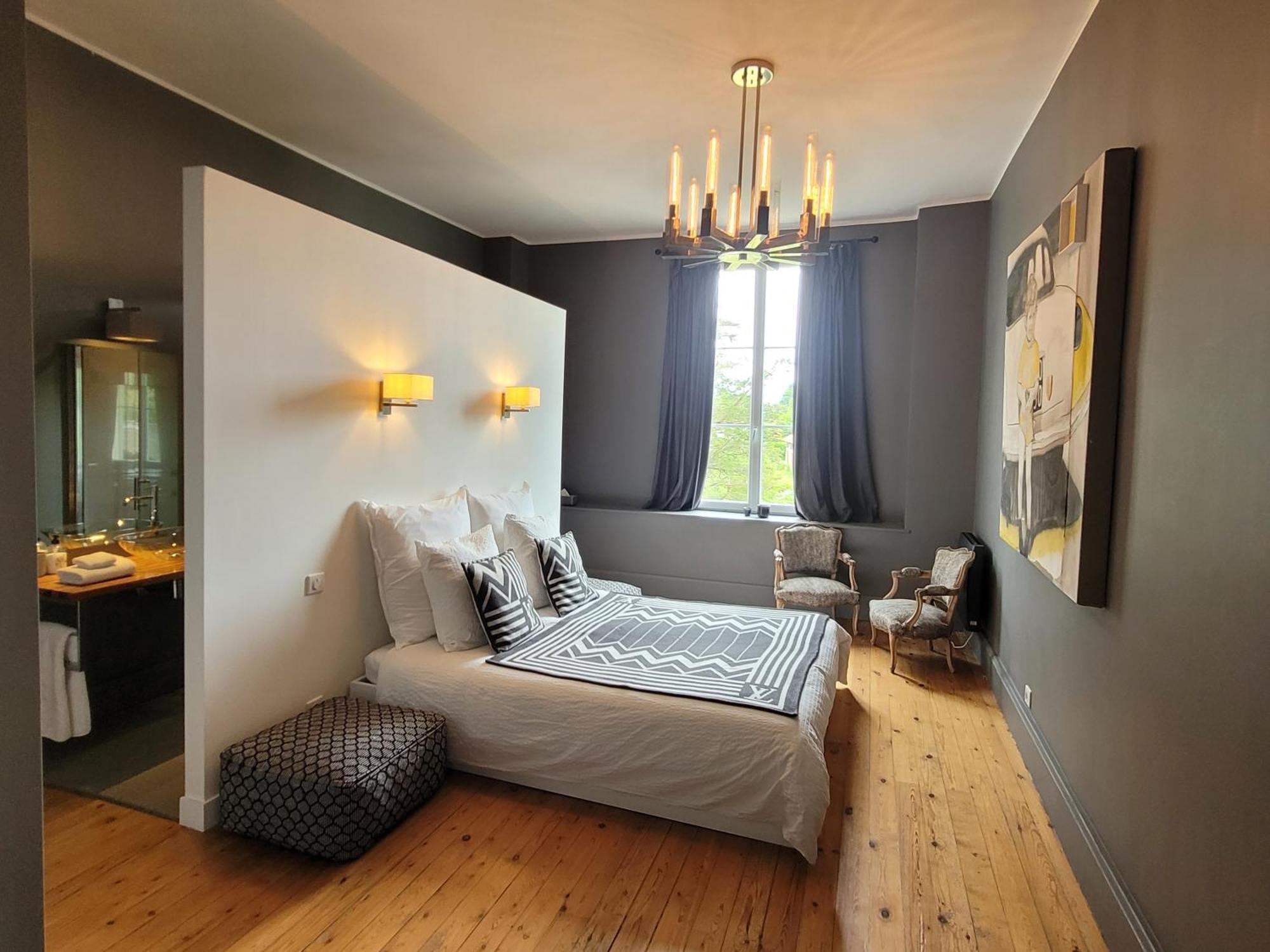 Chateau Bernon Maison D Hotes - Piscine Et Spa Queyrac Exteriér fotografie